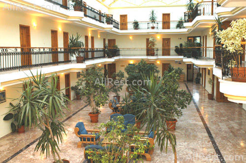 Rose Hotel 5